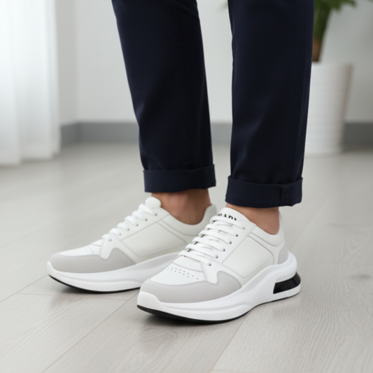 Zapatillas urbanas de diseño minimalista y lujo discreto