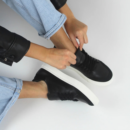 Zapatillas ortopedicas hechas de cuero
