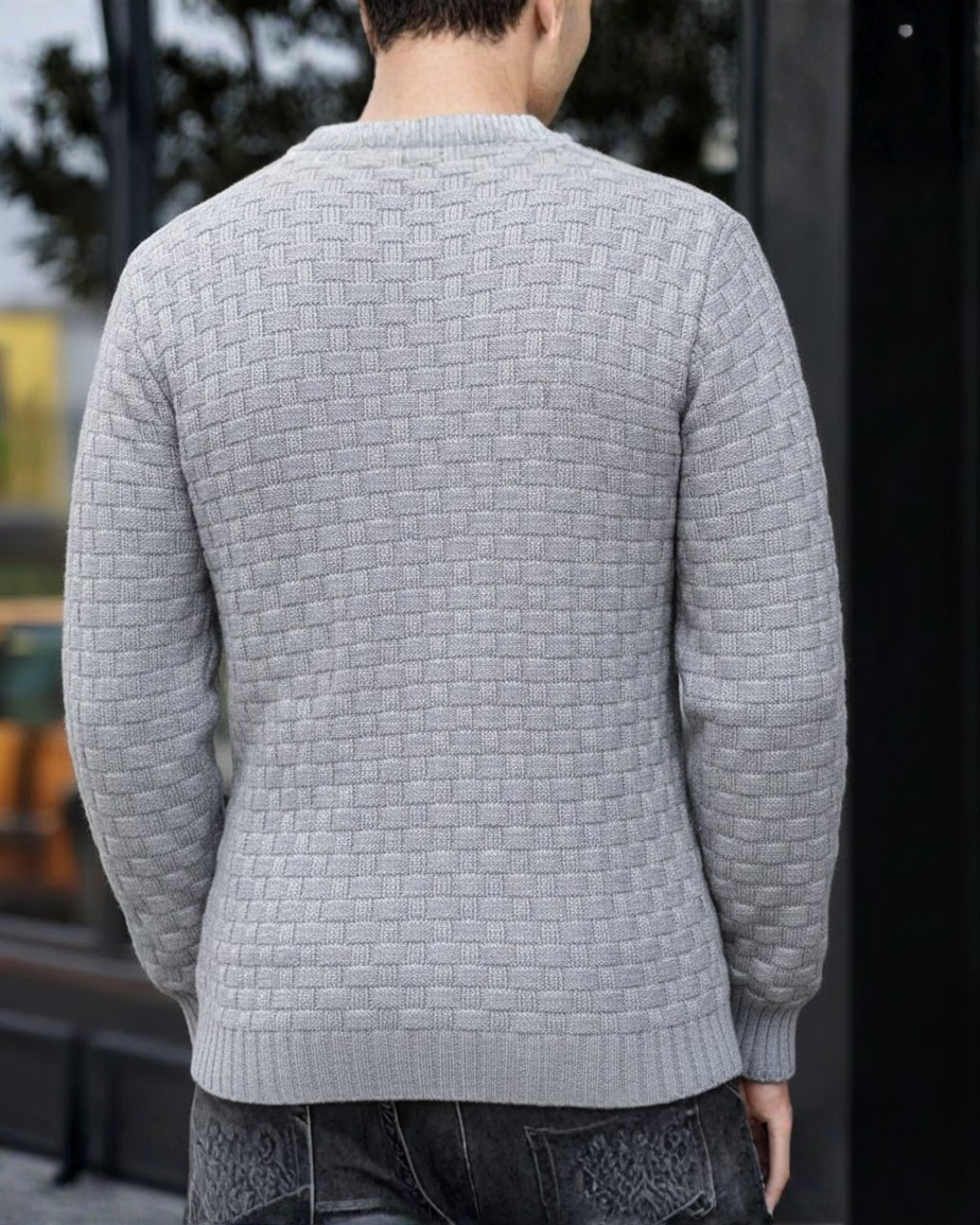 Prenda de Punto Premium con Cuello Elevado y Estructura Reforzada Para Hombre
