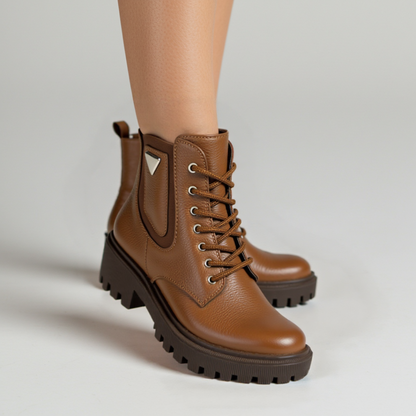 Botas estilo militar para mujer