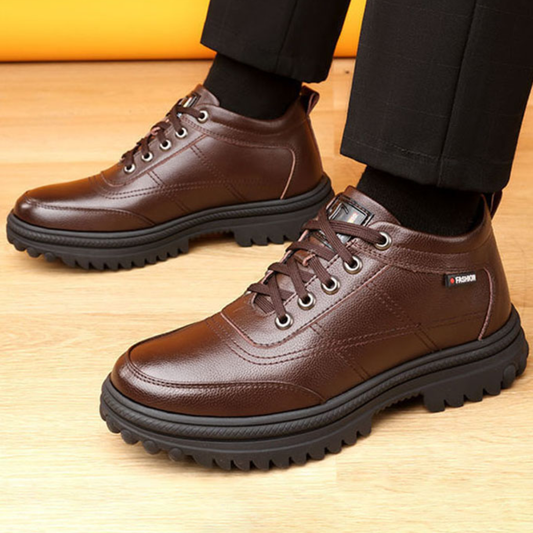 Zapatos de invierno de piel con suela de máxima adherencia para hombre