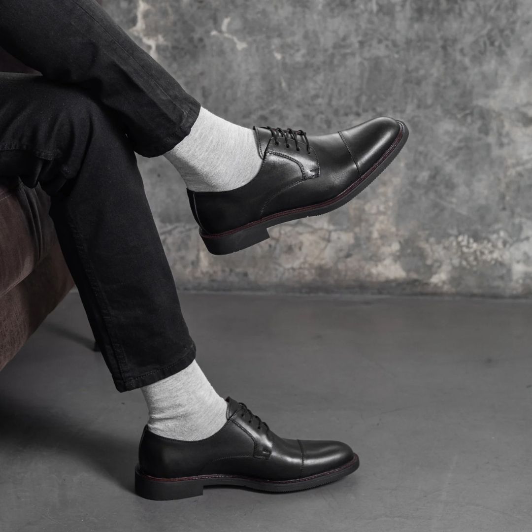 Calzado Ejecutivo Diseño Clásico en Cuero Negro Para Hombre®