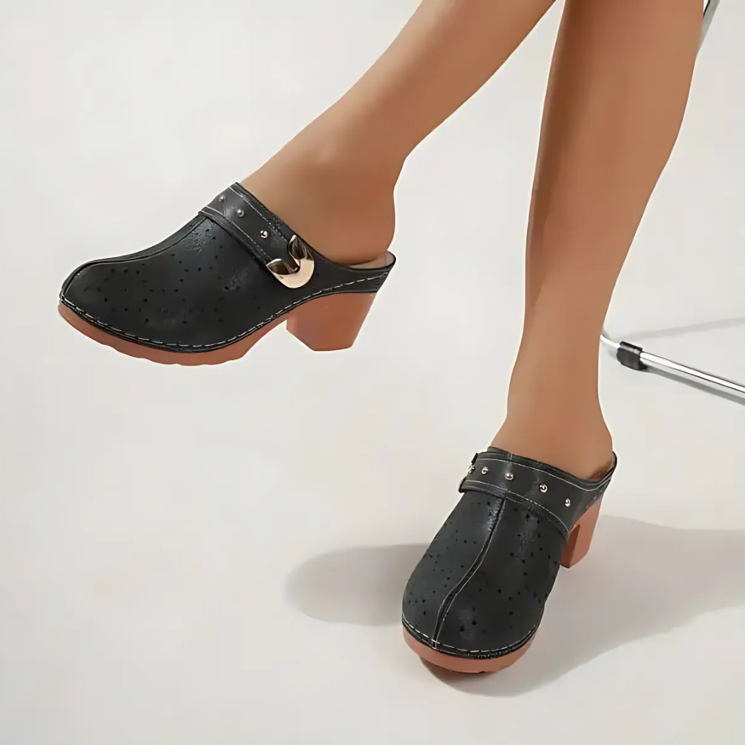 Sandalias de punta cerrada con tacón para mujer
