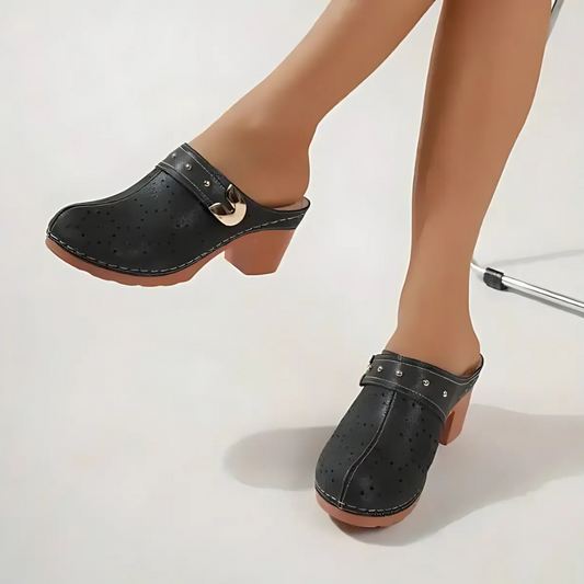 Sandalias de punta cerrada con tacón para mujer
