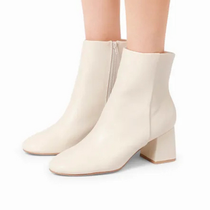 Botines para mujer con acabado elegante y tacón alto