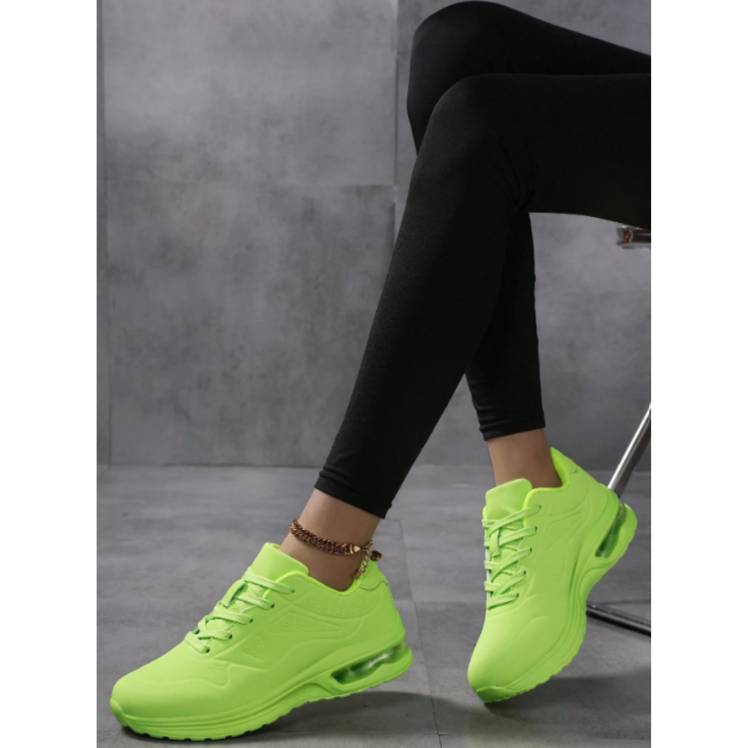 Calzado Deportivo para Mujer de Suela Gruesa y Estilo Urbano