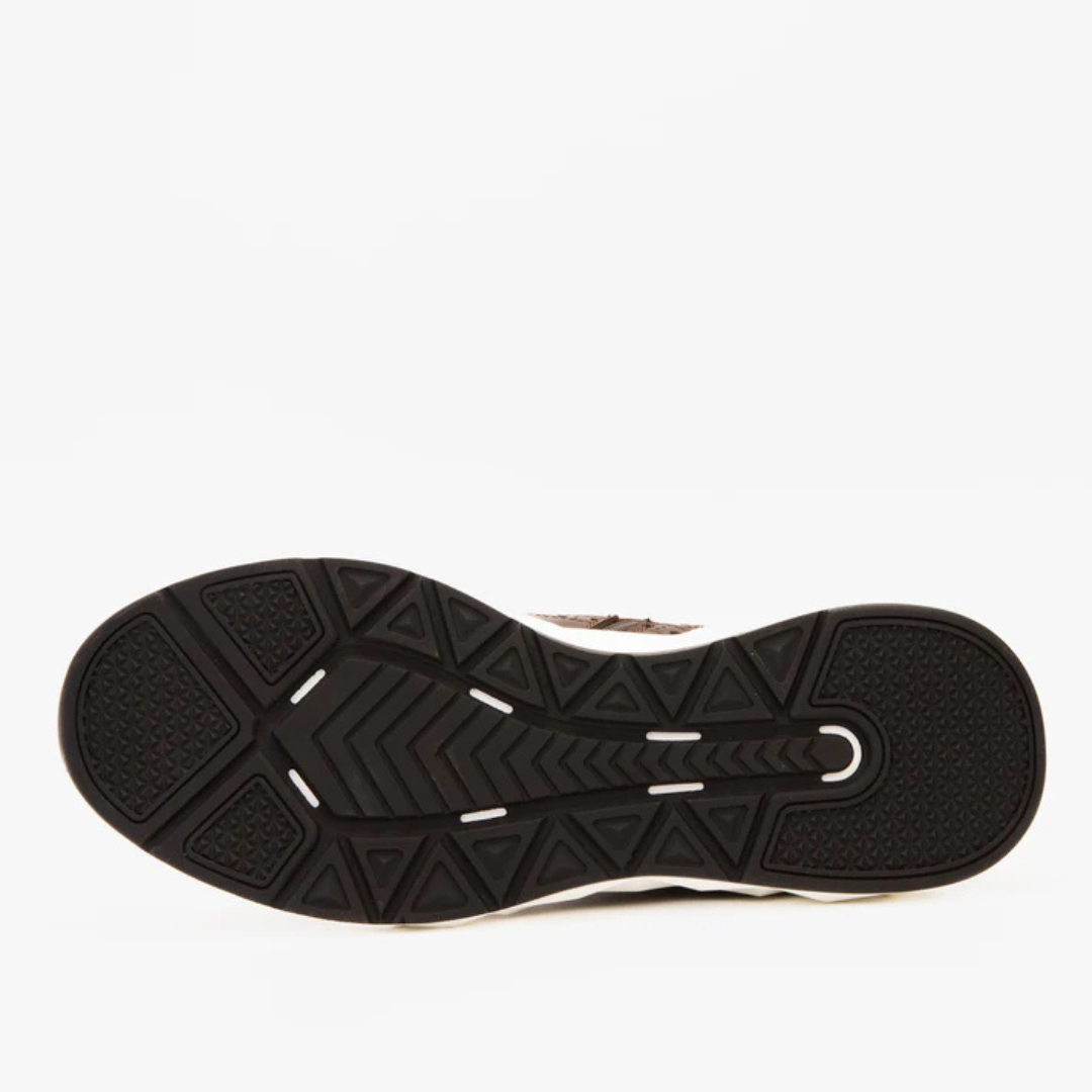 Bota casual de estilo brogue con diseño híbrido para hombre